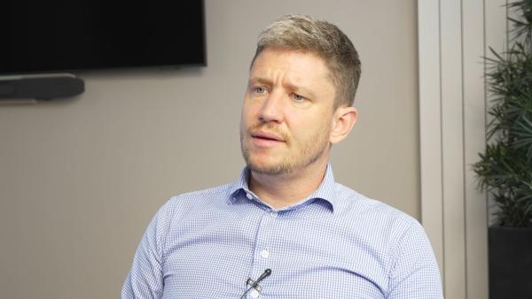 OfficeTalk Sommergespräche: Folge 3 mit Benedikt Stockert von FSM Rechtsanwälte