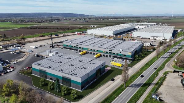 Invesco Real Estate Propel Industrial Logistikanlage Wiener Flughafens