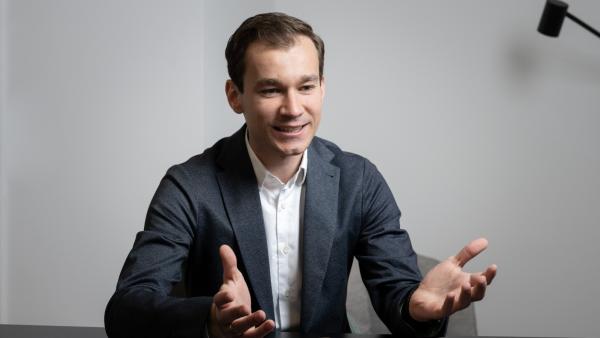 Immobilienmakler in Österreich: Ein Trauerspiel zwischen Freudentränen, Frust und neuer Leidenschaft