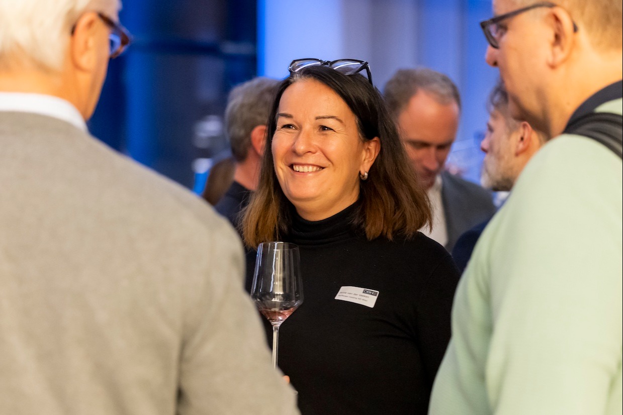 Anna van der Veeken (Raiffeisen Holding NÖ-Wien)