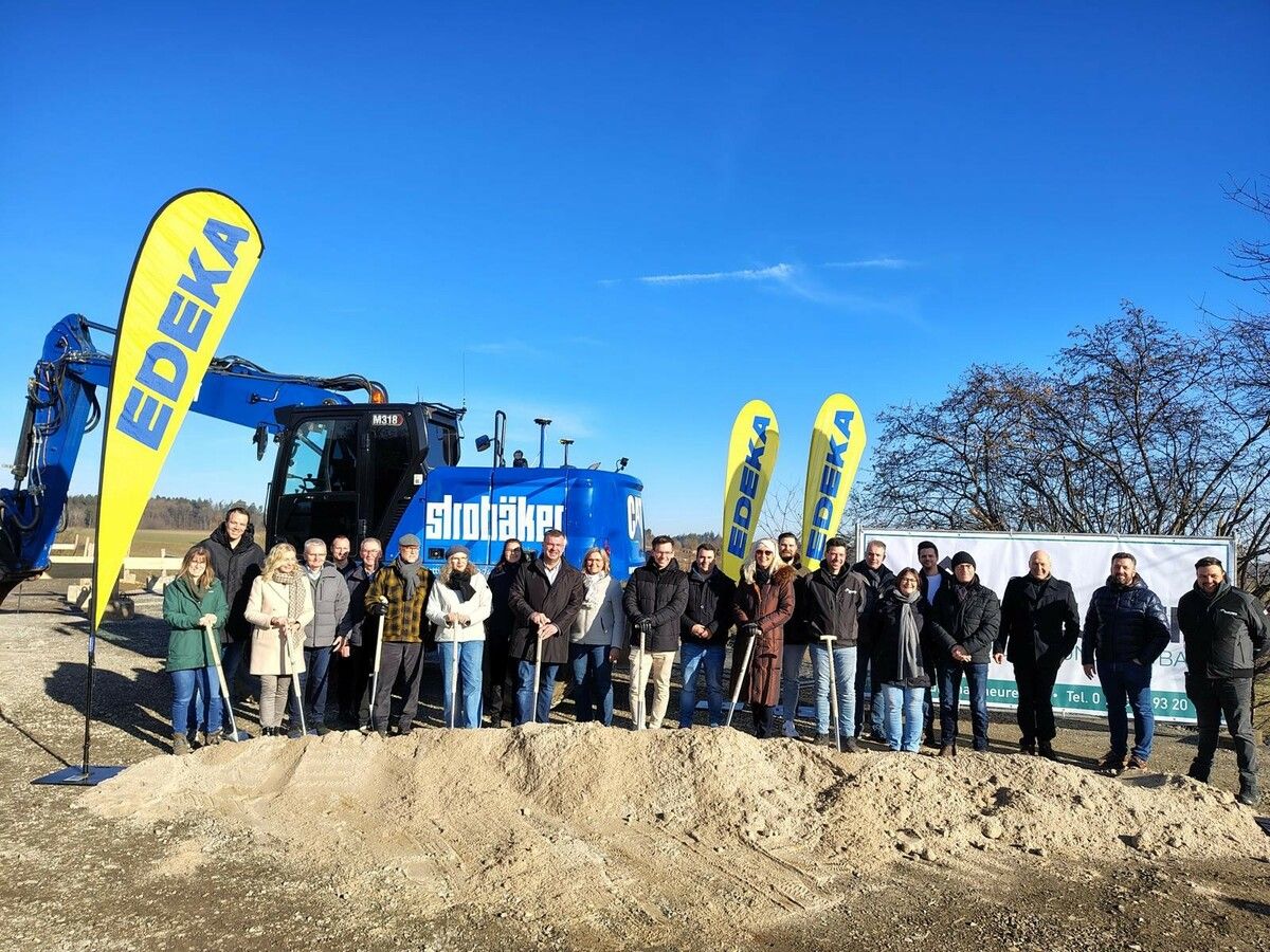 Spatenstich für den neuen EDEKA-Supermarkt