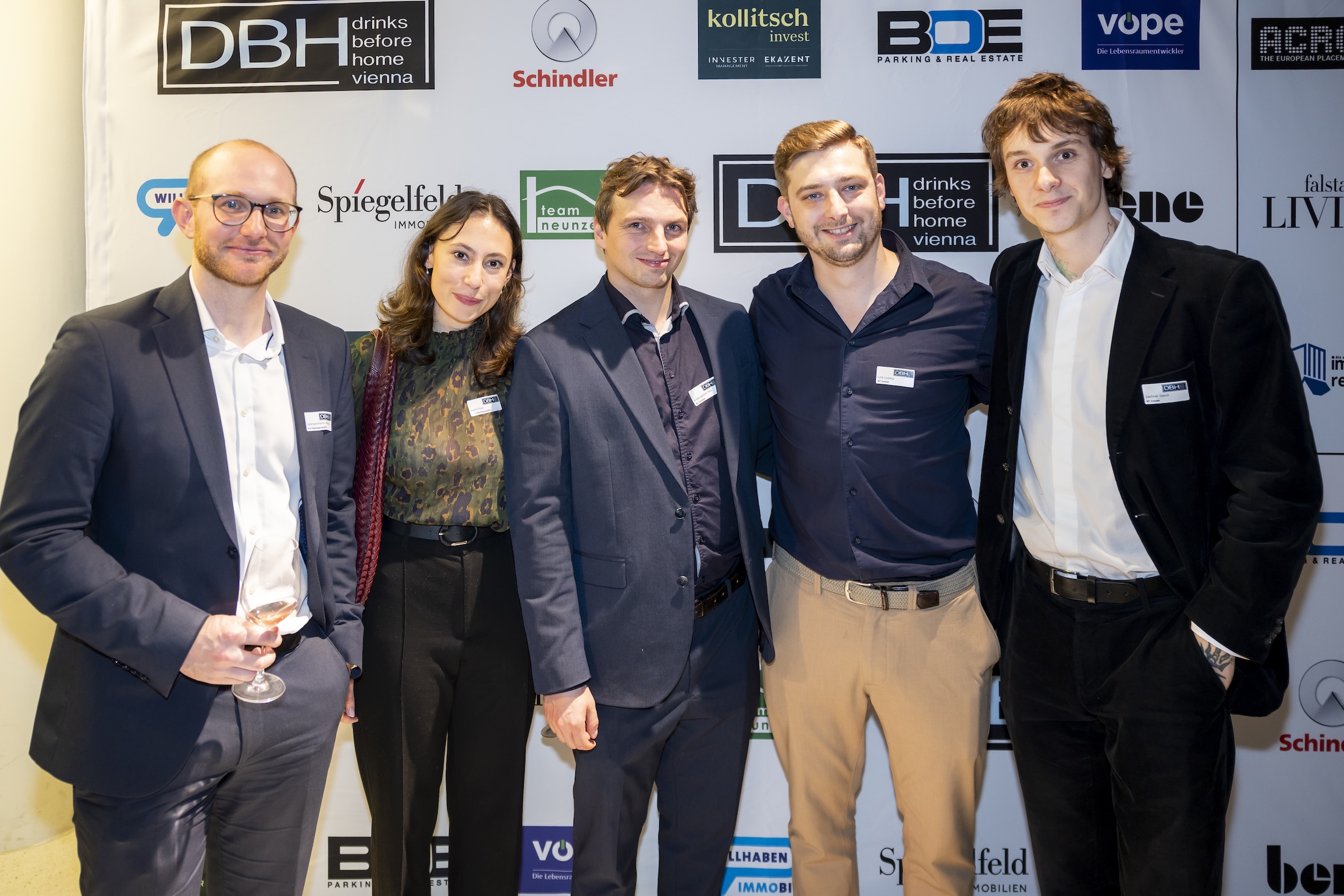 Michael Holzmannhofer, Flora Pedit (beide E+H Rechtsanwälte), Felix Andergassen, Ludwig Link, David Zechner (alle NT-Invest)