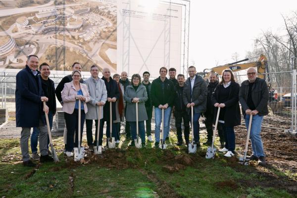 Baugenehmigung zur Erweiterung des Outlet Montabaur. ecostra erstellte die relevanten Auswirkungsanalysen