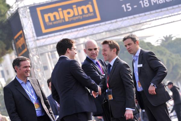 bg-558a9a200000000000000000