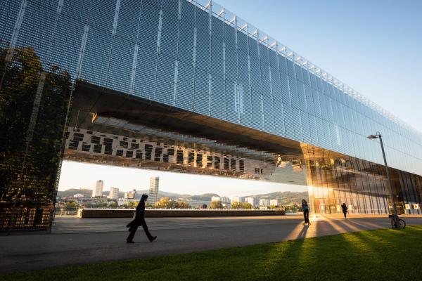 AdobeStock 460351499