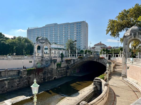 AdobeStock 459659721