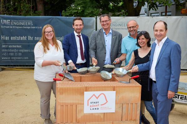 Feierliche Grundsteinlegung für „Stadt küsst Land“