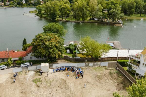 bild 1 spatenstich fuer die beiden neuen leuchtturmprojekte von glorit