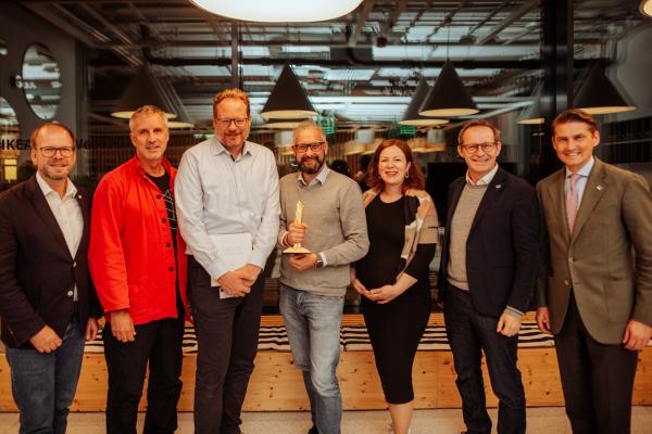 media contact attachments.apa