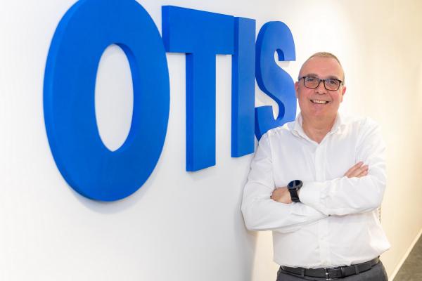 Otis Christoph Sengstschmid 03 (c) Harald Klemm