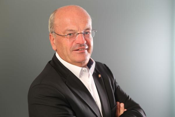 ARGE Eigenheim begrüßt Beschluss des Wohnbaupaketes:
Schluss mit Jammern - jetzt muss gehandelt werden!